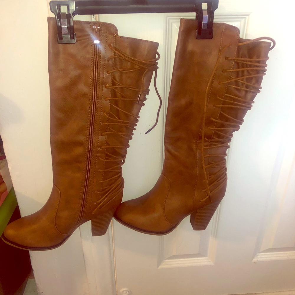 Women’s High Top Dress Boots